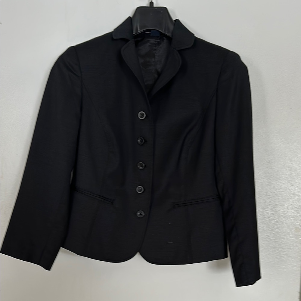Chic Black Blazer